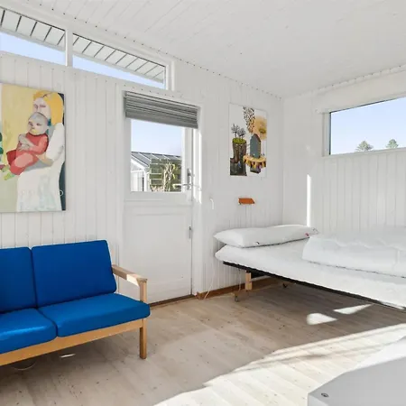 Sylvia - 450m From The Sea In Djursland And Mols By Interhome