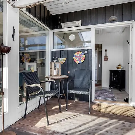 Holiday home Sylvia - 450m From The Sea In Djursland And Mols By Interhome Ronde